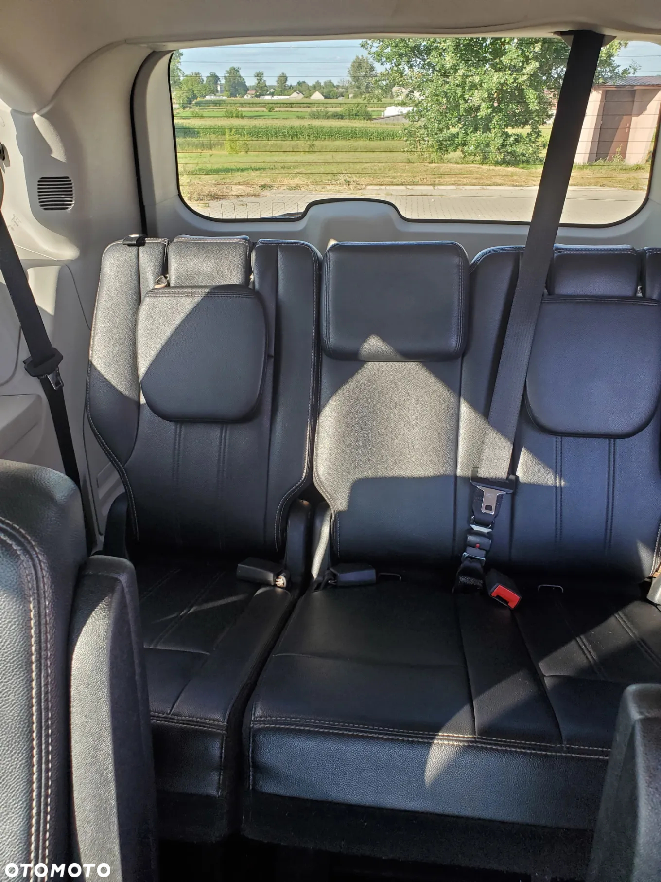Chrysler Town & Country 3.6 Touring - 11
