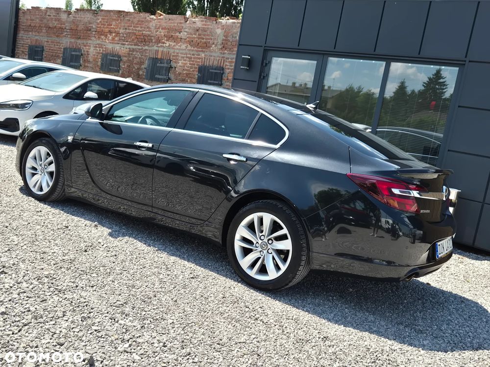 Opel Insignia 1.4 T Cosmo S&S - 8
