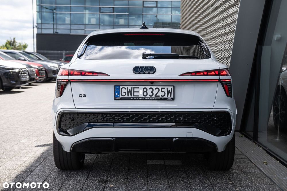 Audi Q3 Sportback - 5