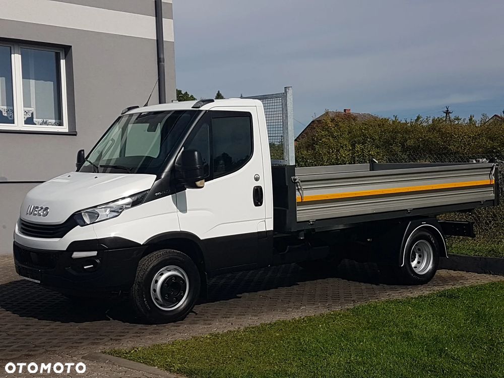 Iveco DAILY 70C18 WYWROTKA 3 STRONNA KIPER 3,77x2,20 BLIŹNIAKI 7 TON KLIMA HAK MANUAL 6-BIEGÓW - 33