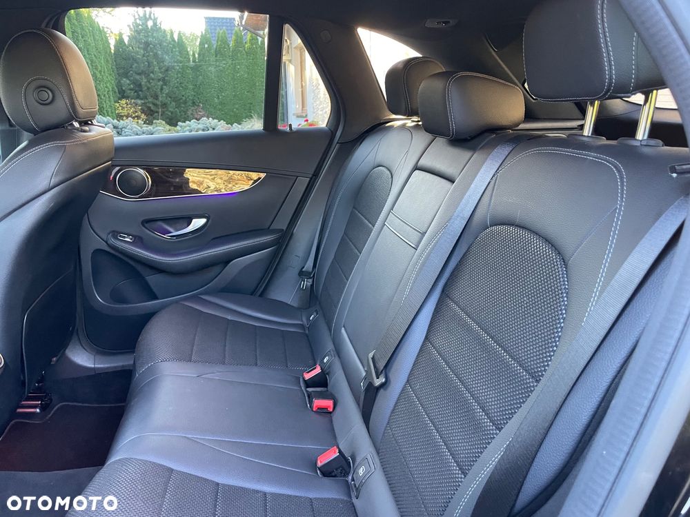 Mercedes-Benz GLC 300 d 4Matic 9G-TRONIC - 21