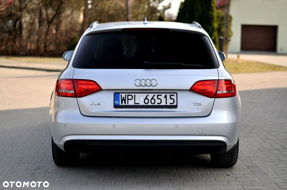 Audi A4 Avant 2.0 TDI DPF Ambiente - 23