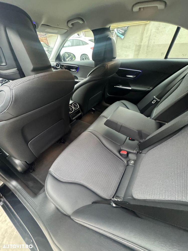 Mercedes-Benz C - 20