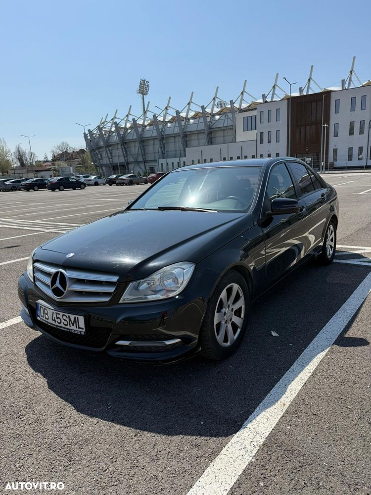 Mercedes-Benz C - 3
