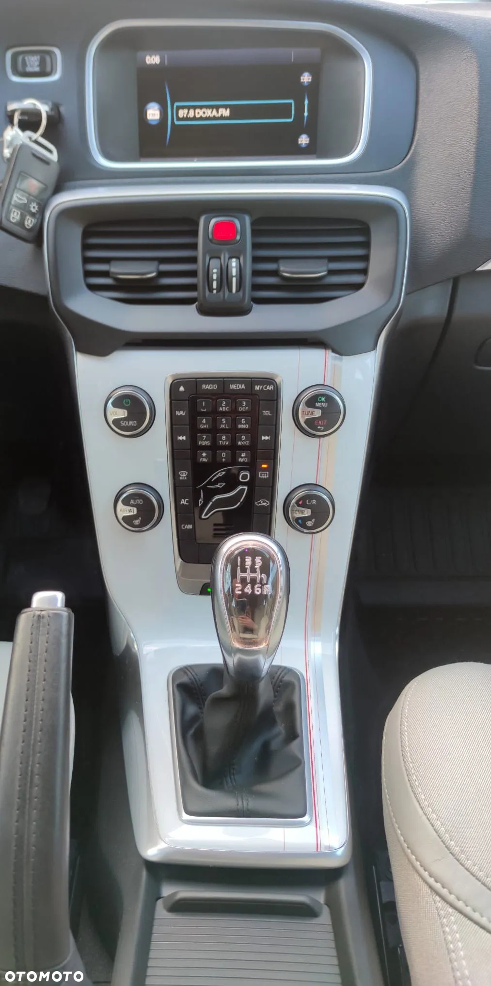 Volvo V40 D3 Momentum - 21