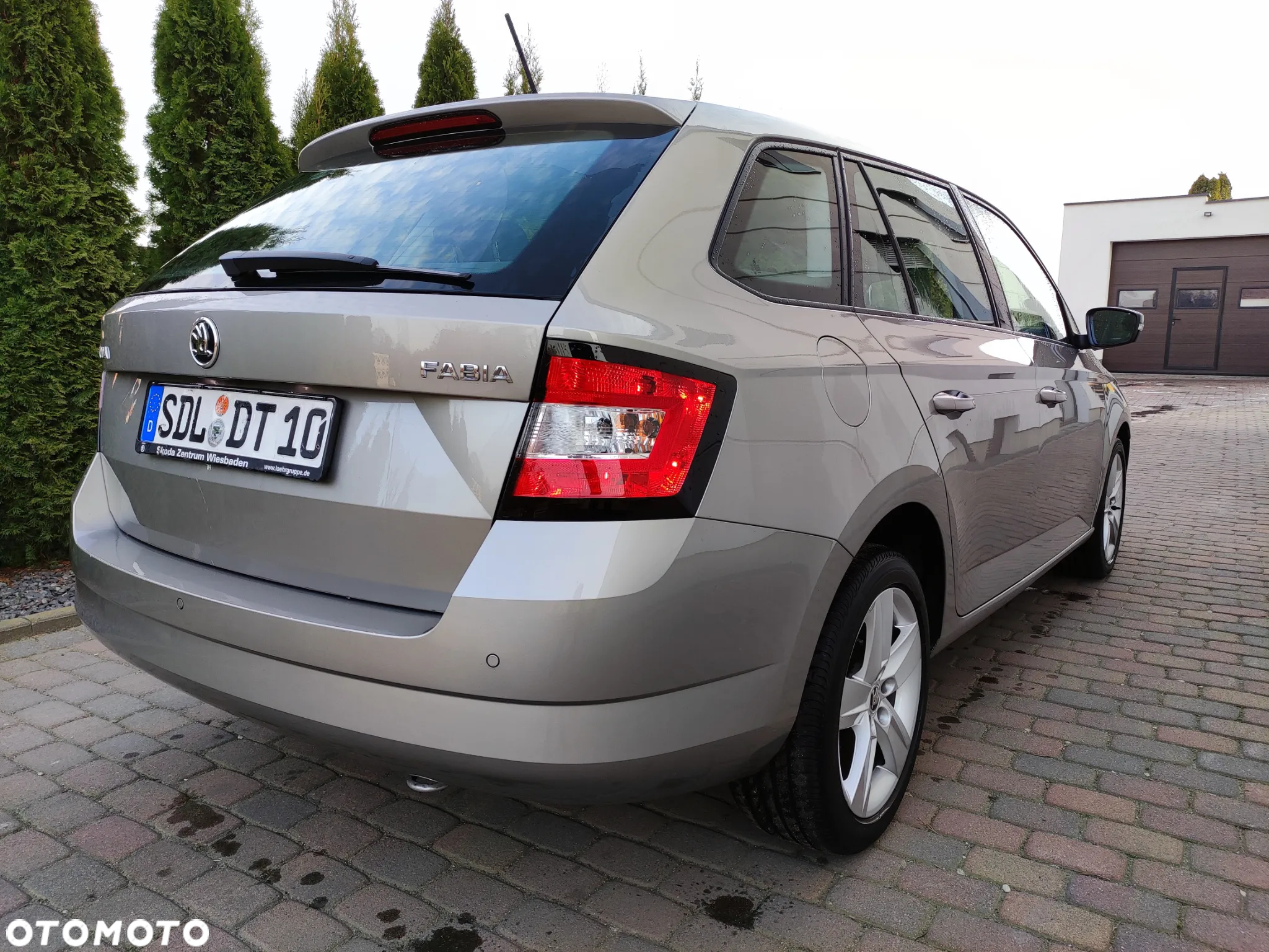 Skoda Fabia 1.0 TSI Ambition - 10