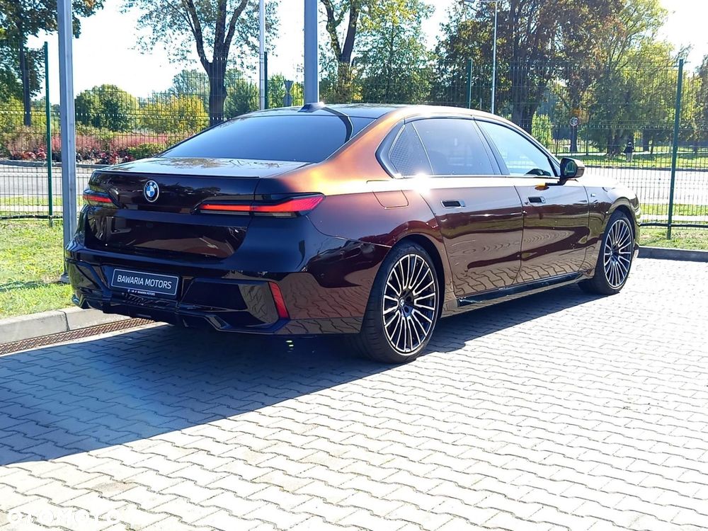 BMW Seria 7 - 5