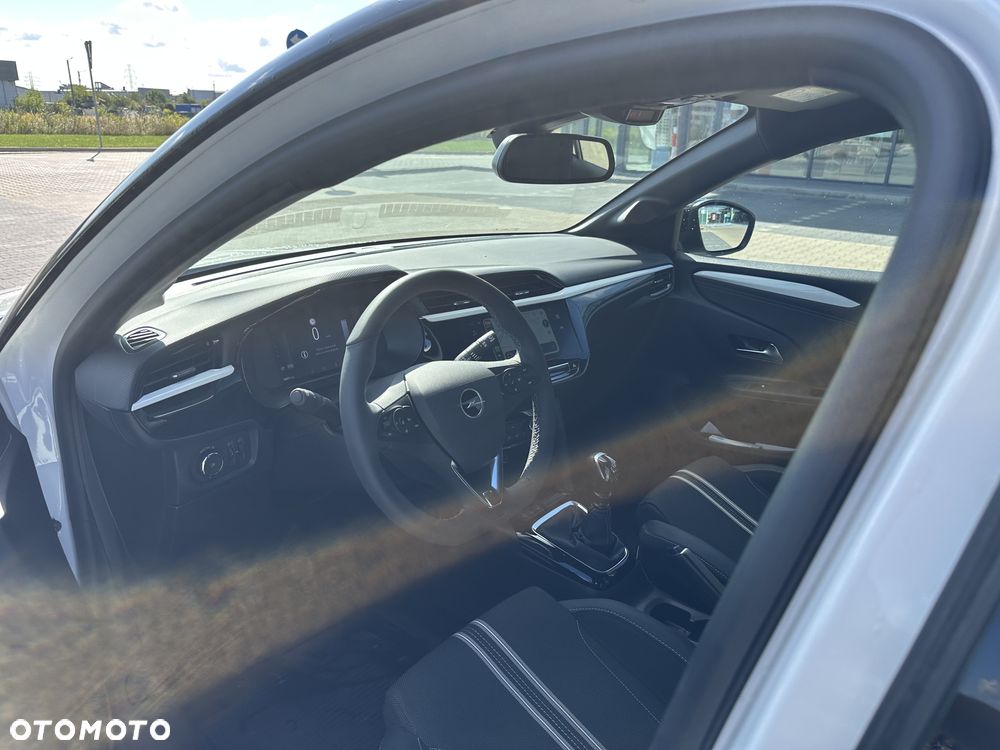 Opel Corsa 1.2 T GS S&S - 16