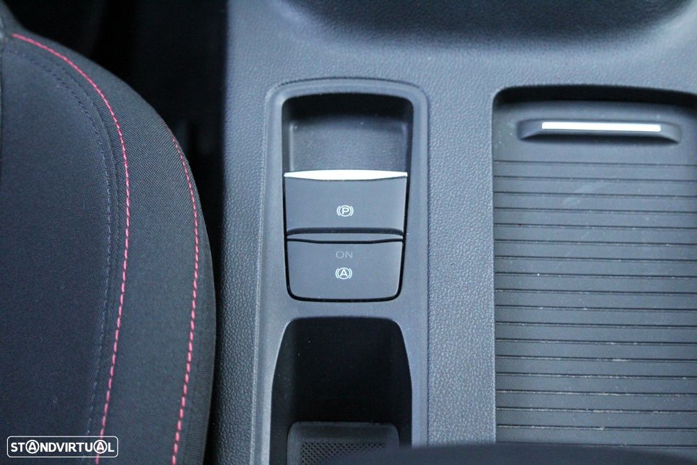 Ford Focus 1.0 EcoBoost ST-Line - 23