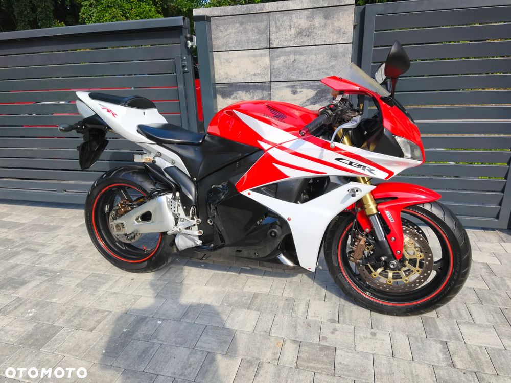 Honda CBR - 16