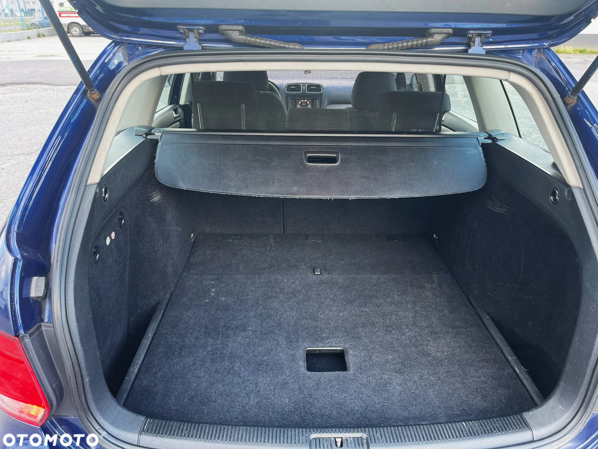 Volkswagen Golf 1.6 TDI (BlueMotion Technology) Trendline - 18