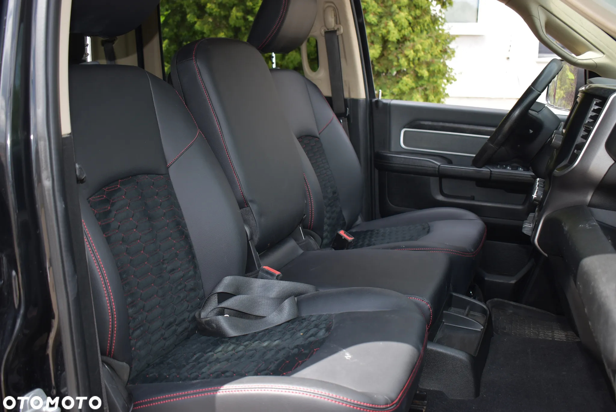RAM 1500 Crew Cab Sport - 20