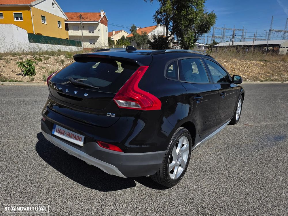Volvo V40 Cross Country 1.6 D2 Summum - 13