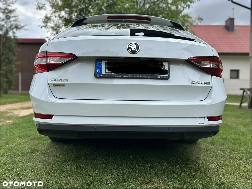 Skoda Superb 2.0 TDI Ambition - 5