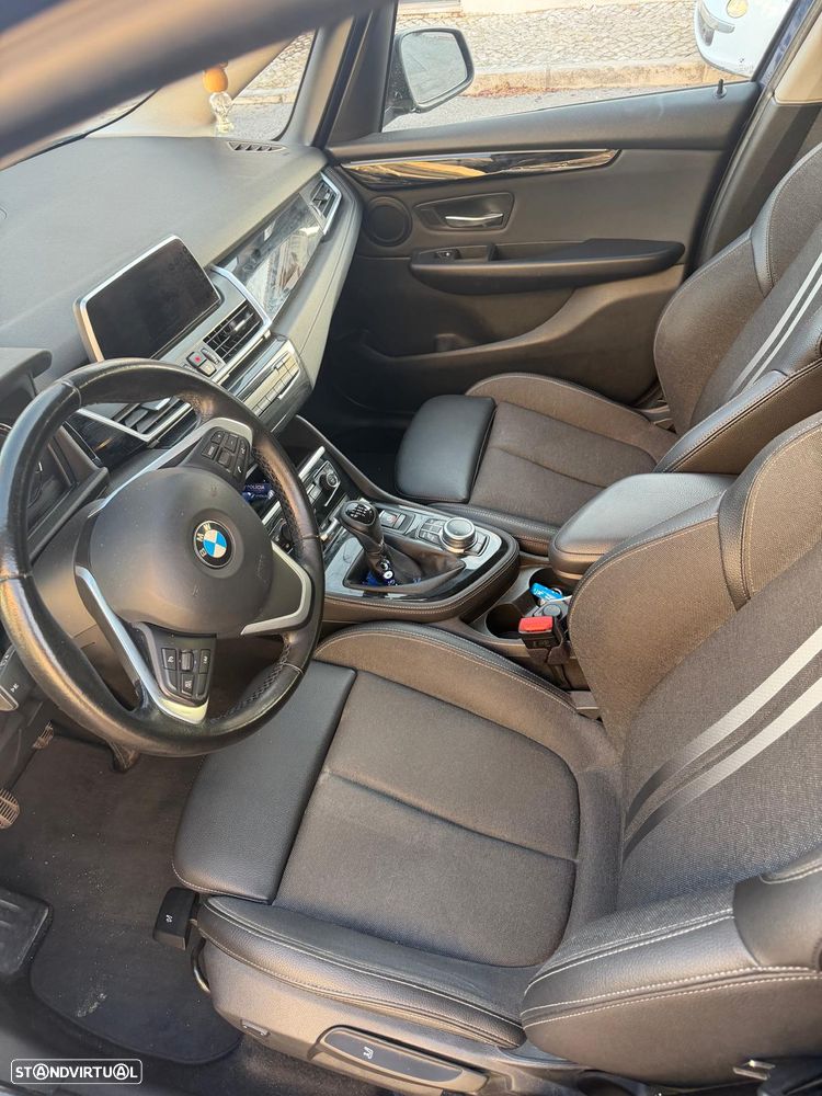 BMW 216 Gran Tourer d Line Sport — fotografia 5