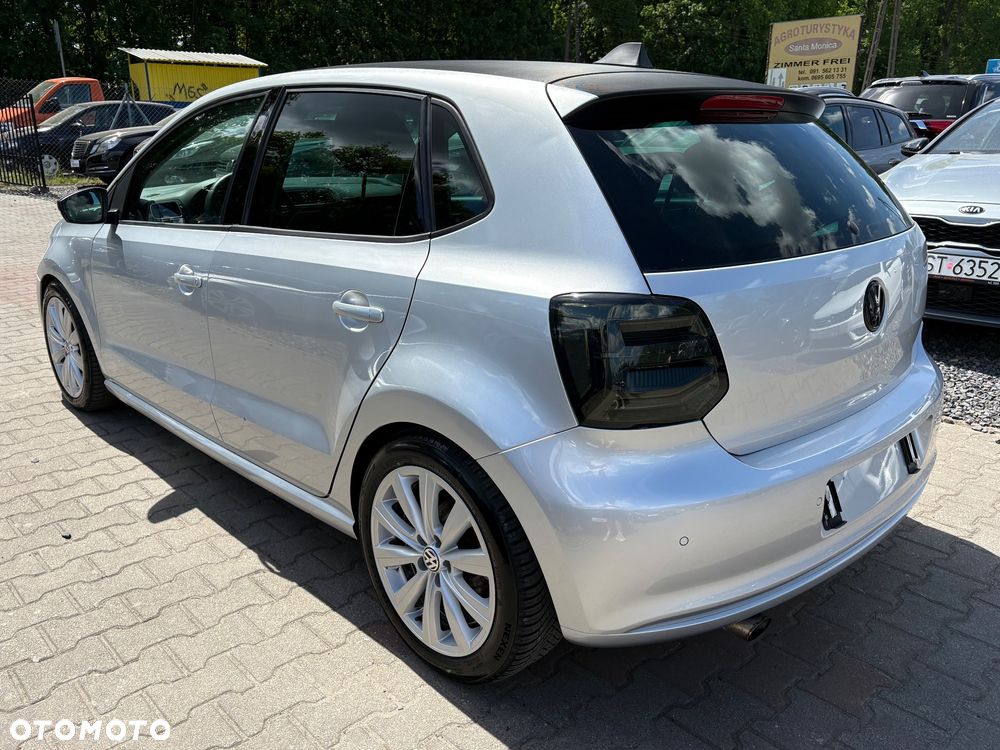 Volkswagen Polo 1.6 TDI Comfortline - 4