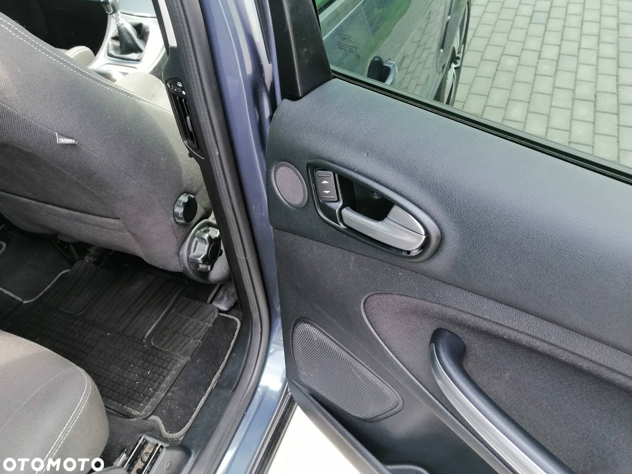 Ford S-Max 2.0 TDCi DPF Titanium - 26