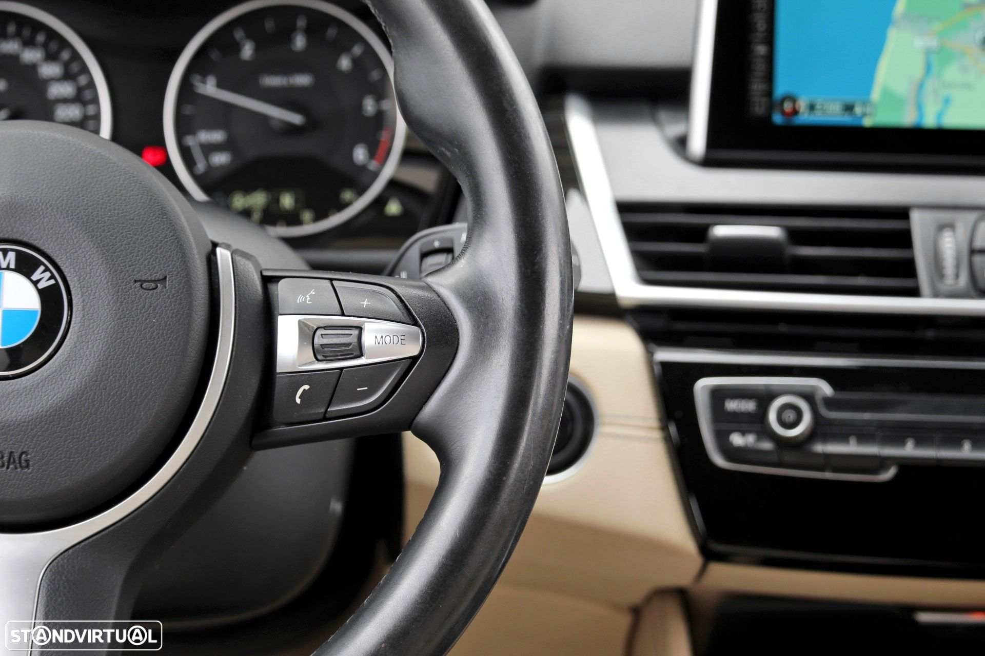 BMW 216 Active Tourer d Line Sport - 28
