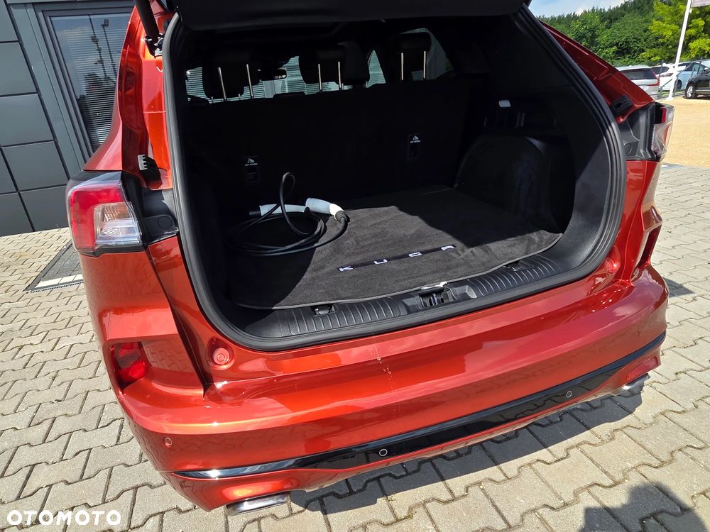 Ford Kuga 2.5P PHEV FWD ST-Line - 31