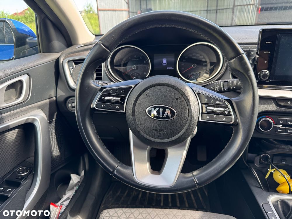 Kia Ceed 1.5 T-GDI M - 14