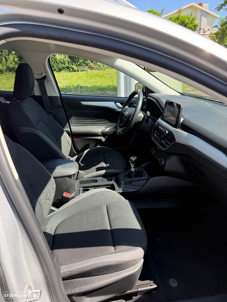 Ford Focus SW 1.5 TDCi EcoBlue Titanium - 15