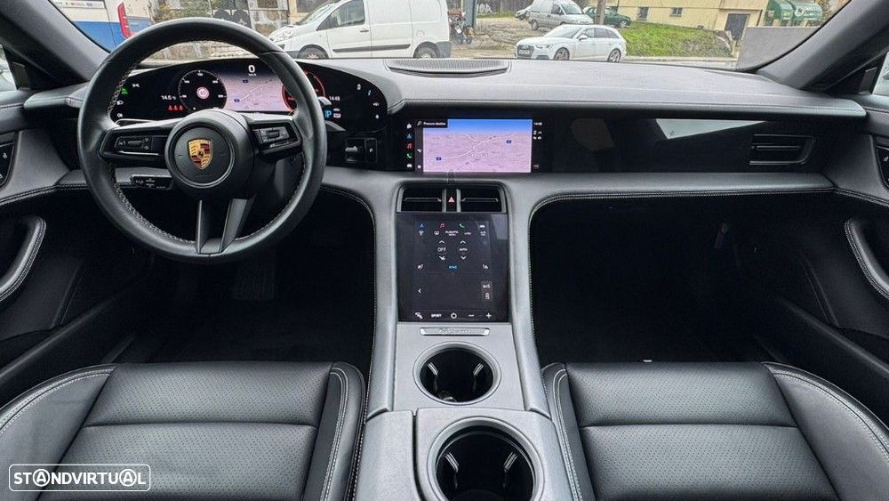 Porsche Taycan 4S - 19