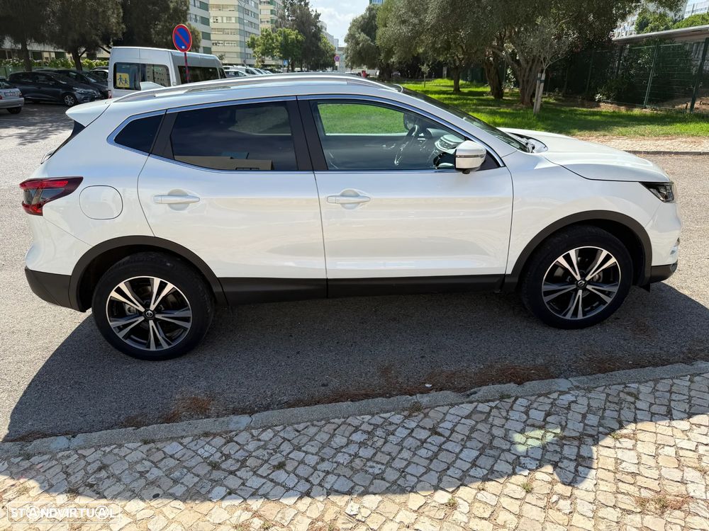 Nissan Qashqai 1.5 dCi N-Connecta J18 - 3