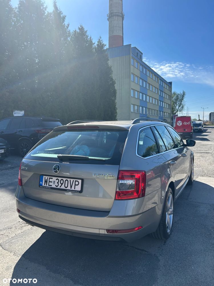 Skoda Octavia 2.0 TDI Style DSG - 15