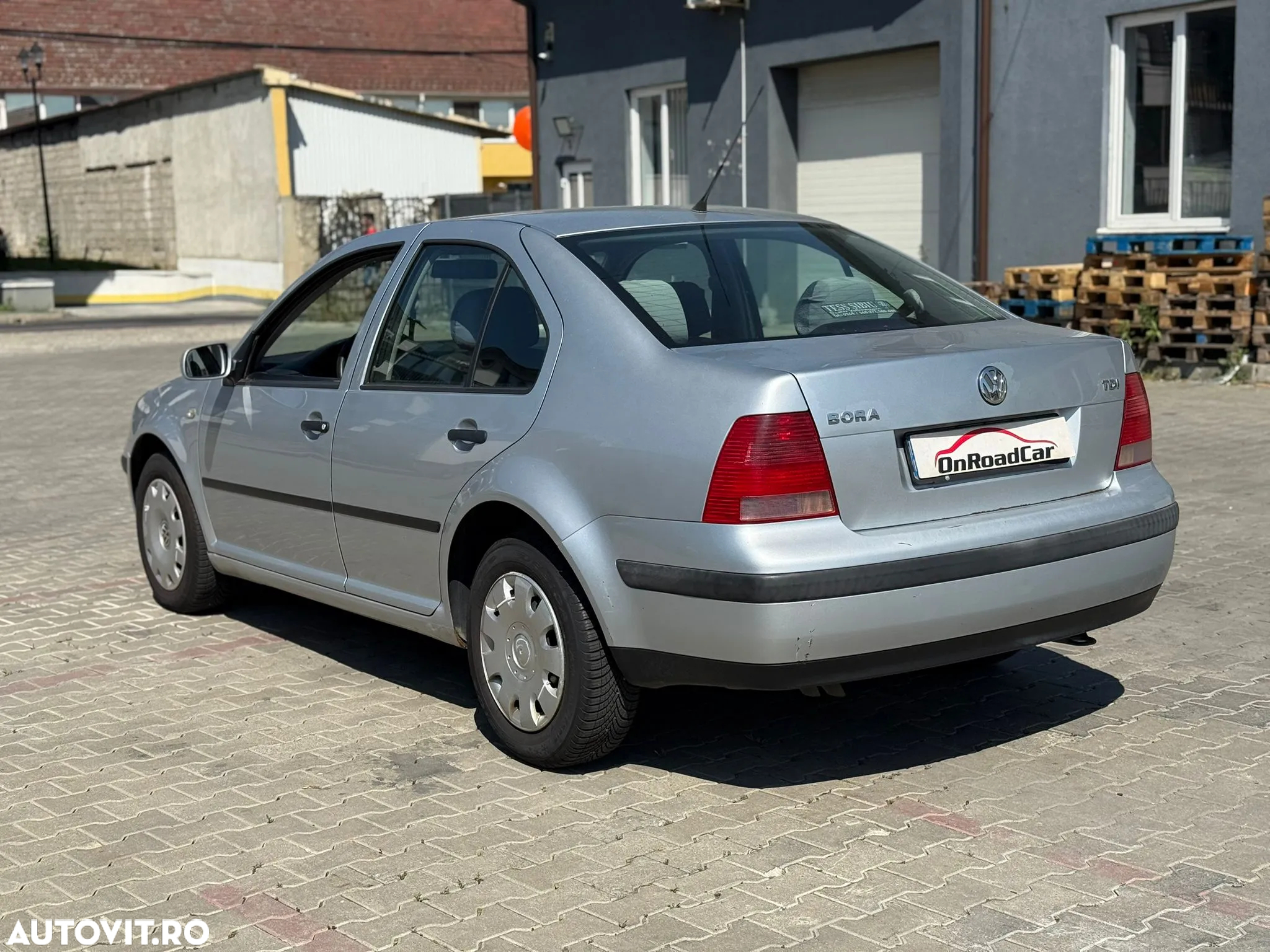 Volkswagen Bora 1.9 TDI Trendline - 3