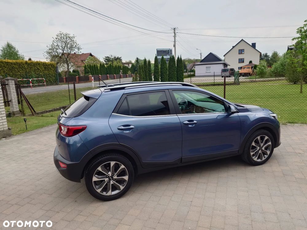Kia Stonic 1.4 L - 4