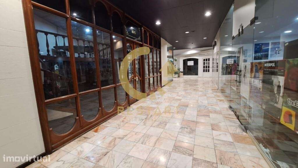 Loja no Shopping Brasília para arrendamento - Grande imagem: 3/33