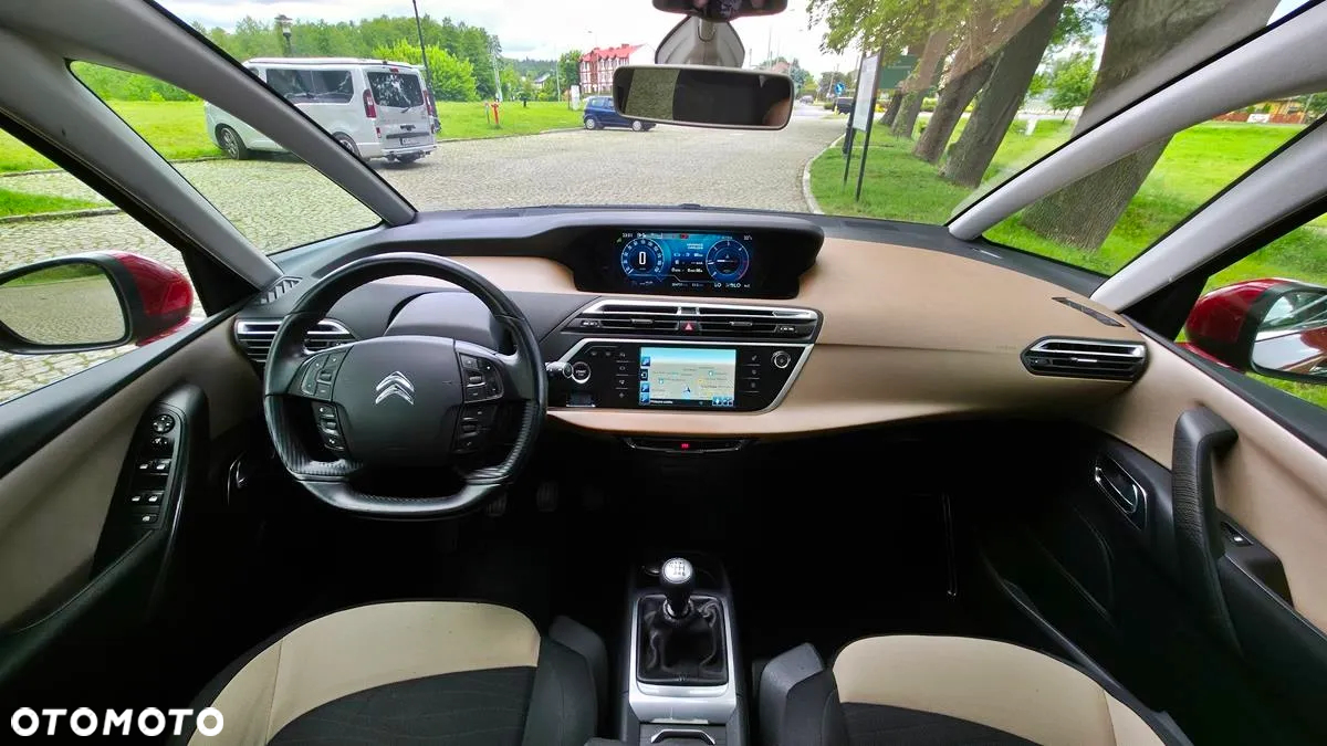 Citroën C4 Picasso - 32