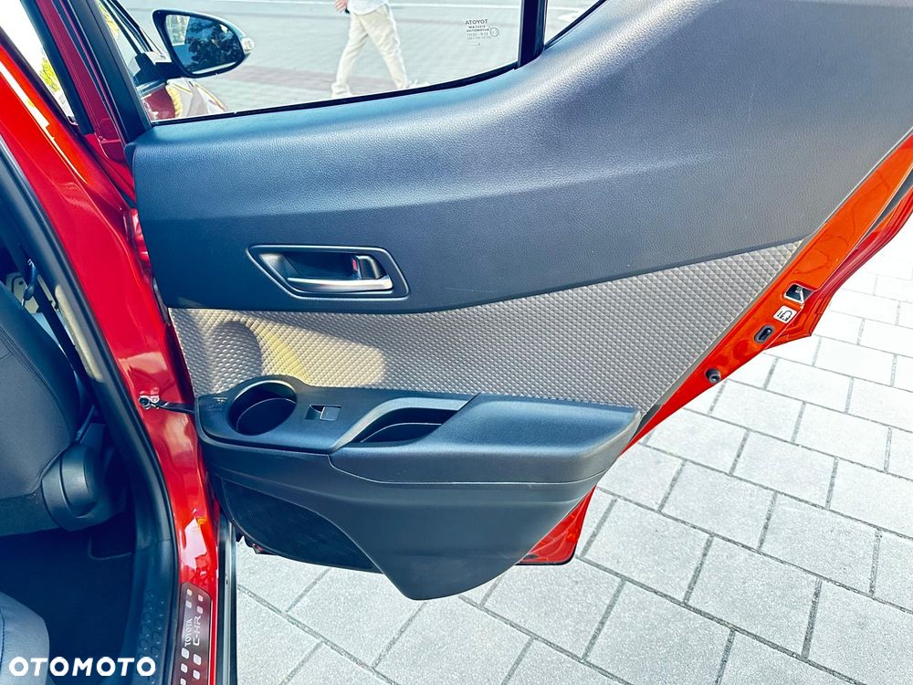 Toyota C-HR 2.0 Orange Edition - 27
