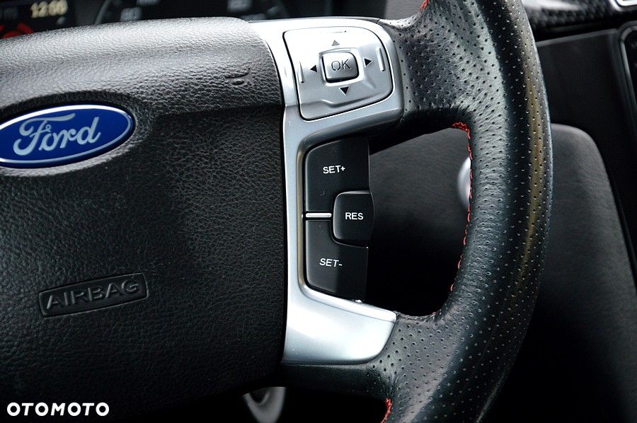 Ford S-Max 2.0 TDCi DPF Titanium X - 27