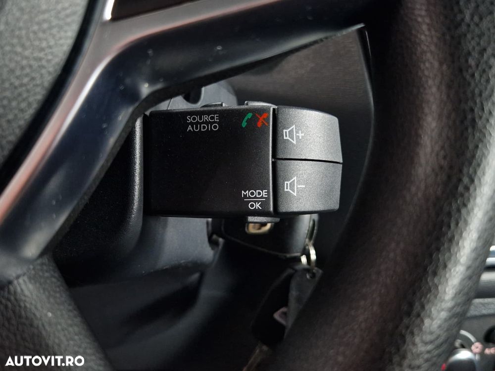 Dacia Dokker 1.5 Blue dCi Laureate - 17