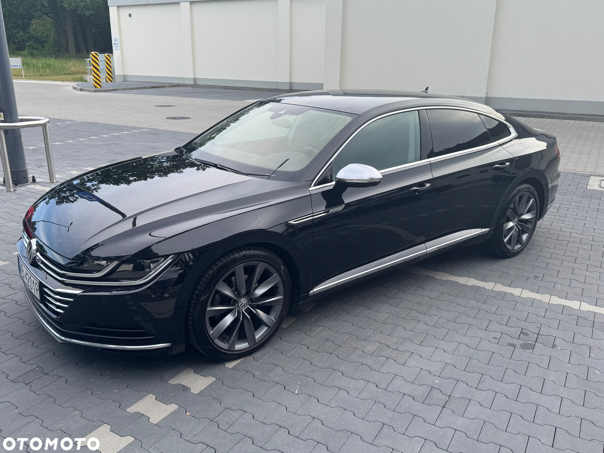 Volkswagen Arteon 2.0 TSI Elegance DSG - 2