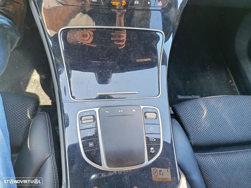 Mercedes-Benz GLC 300 - 11