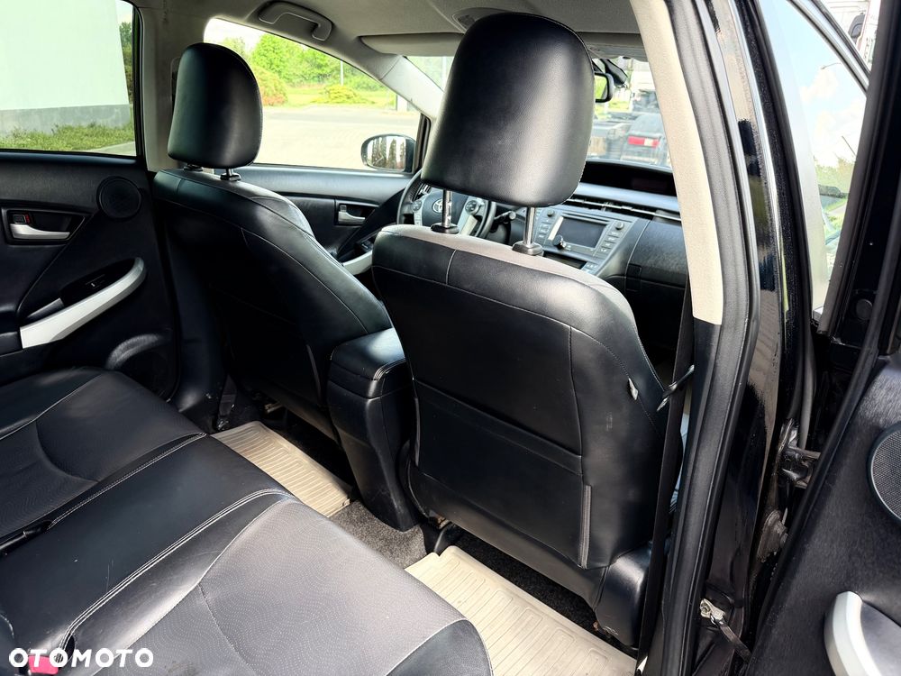 Toyota Prius 1.8 HSD Prestige - 20