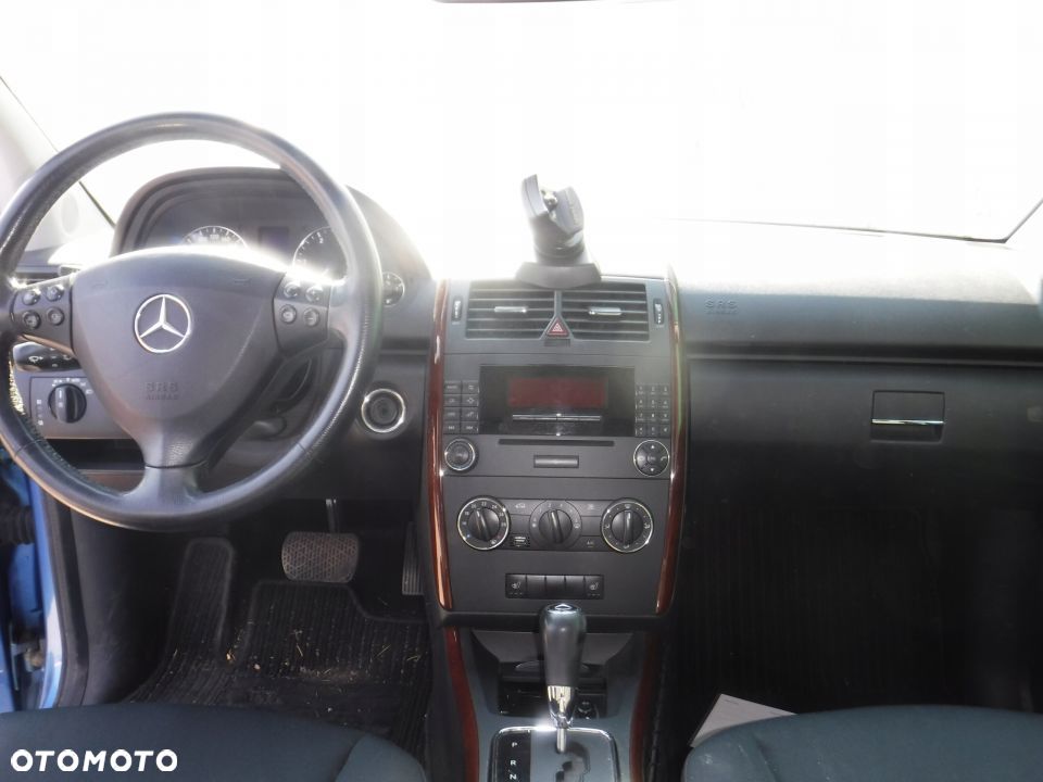 Mercedes A klasa W169 deska pulpit pasy poduszki - 2