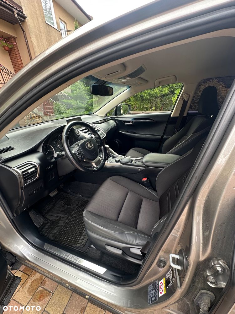 Lexus NX 200t Elegance AWD - 24