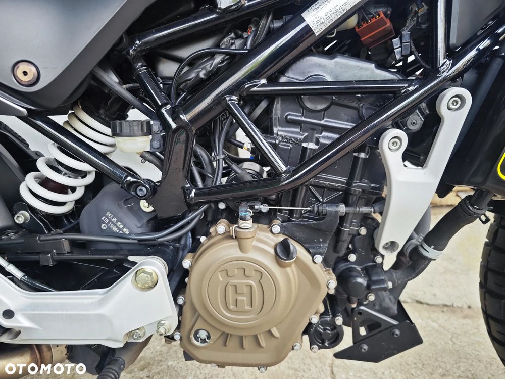 Husqvarna Svartpilen - 10