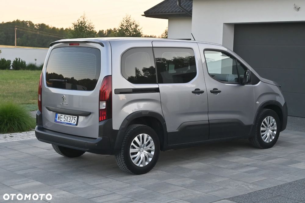 Peugeot Rifter - 8