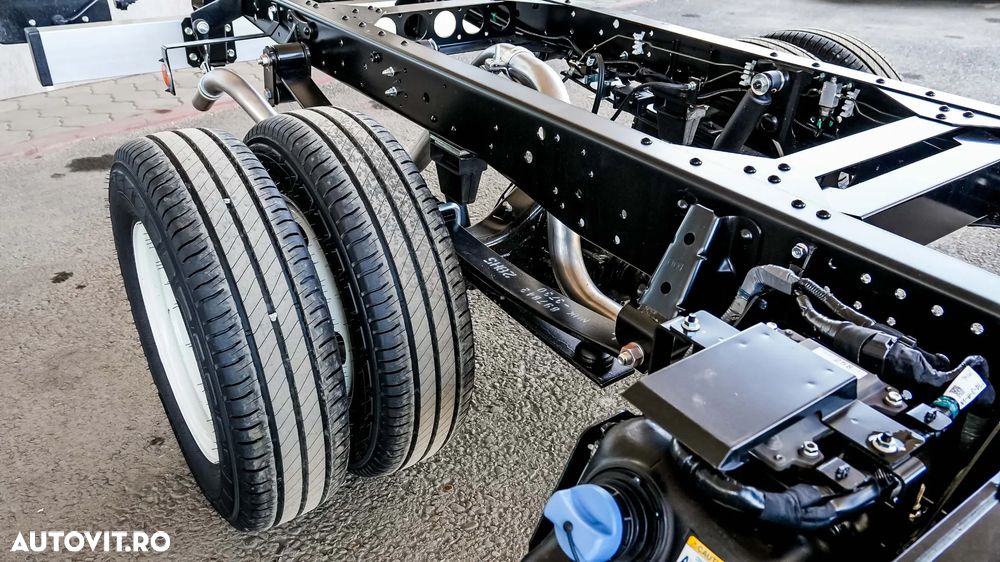 Isuzu M27 3.0 diesel - 7