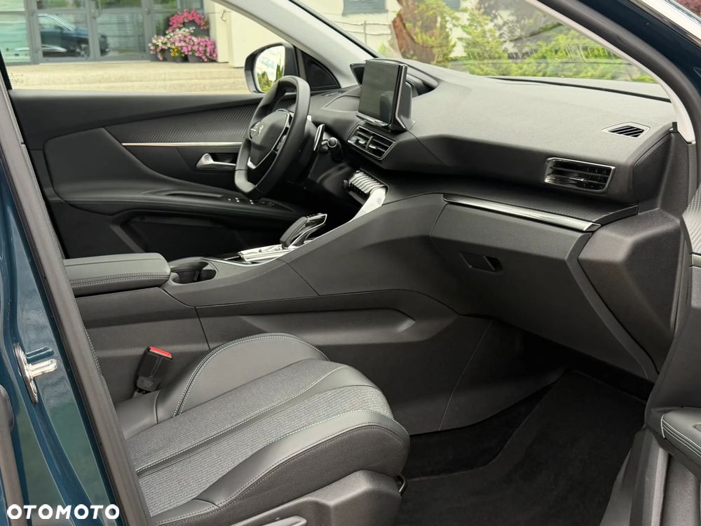 Peugeot 3008 225 e-EAT8 Allure - 34