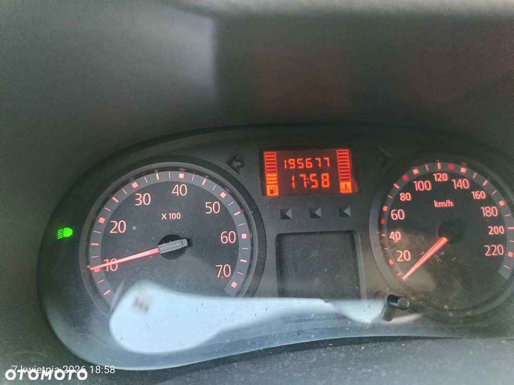 Renault Clio 1.2 Access - 11