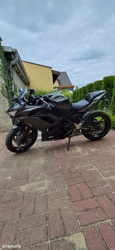 Kawasaki Ninja - 16