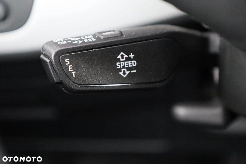 Audi A4 Avant 40 TDI S tronic - 30