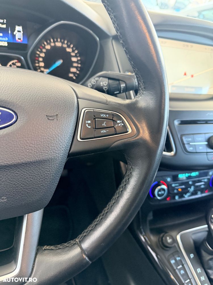 Ford Focus Turnier 1.5 EcoBlue Start-Stopp-System Aut. TITANIUM X - 13