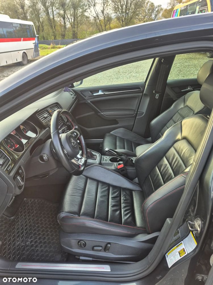 Volkswagen Golf 2.0 TSI BMT GTI Performance DSG - 9