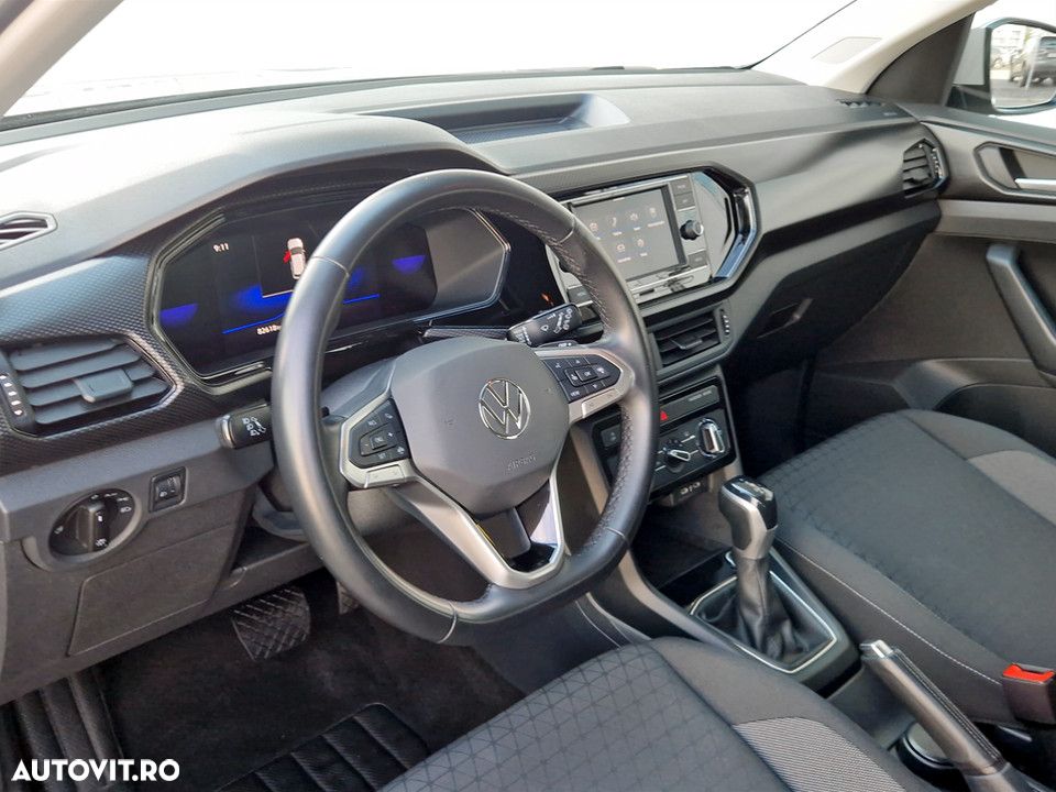 VOLKSWAGEN T-Cross 2023 — imagine 17